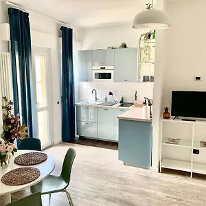 https://adamand-s-house.it-lombardy.com